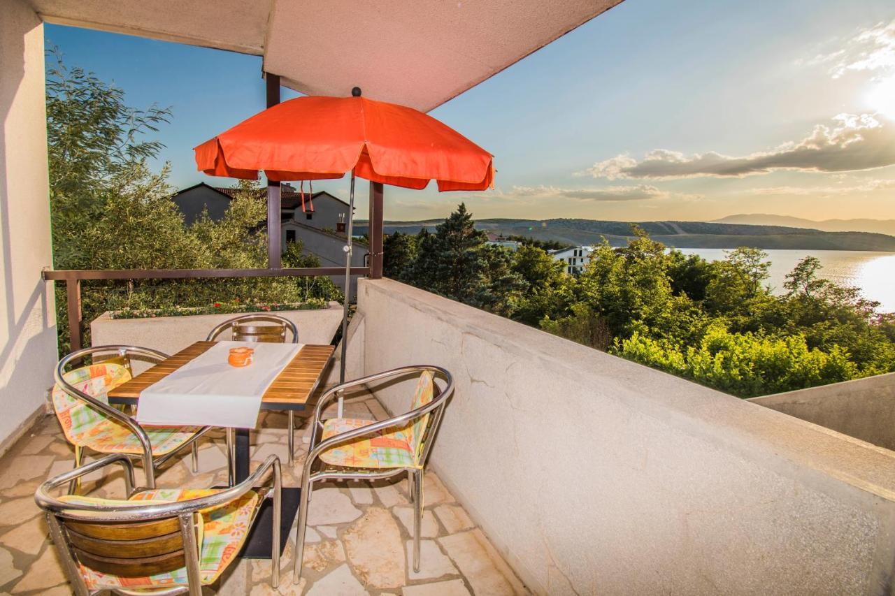 יאדראנובו Apartments Ivanica And Mirela מראה חיצוני תמונה
