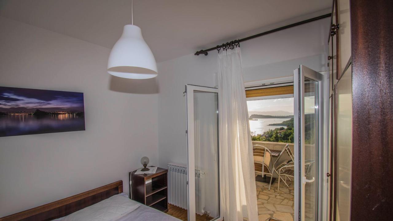 יאדראנובו Apartments Ivanica And Mirela מראה חיצוני תמונה