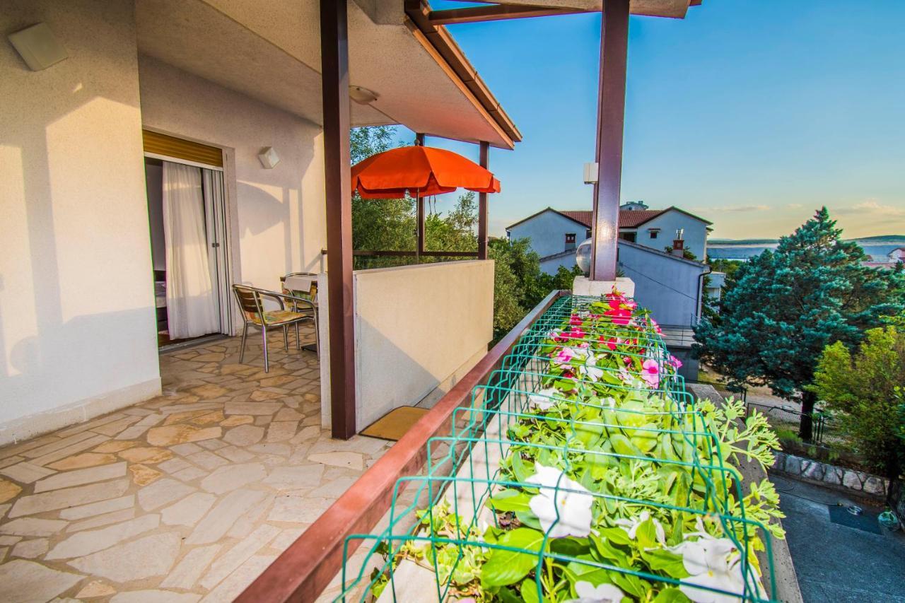 יאדראנובו Apartments Ivanica And Mirela מראה חיצוני תמונה