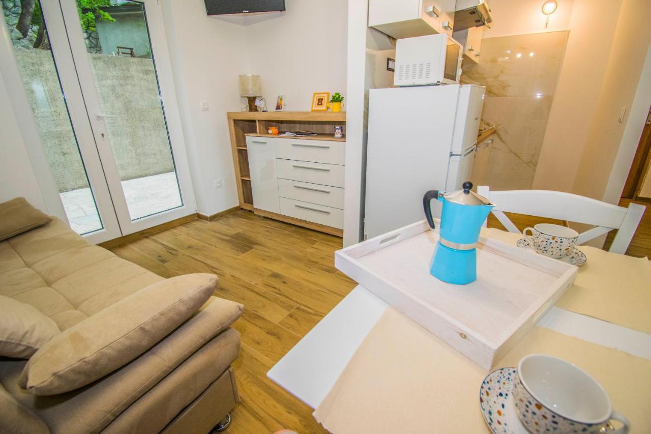 יאדראנובו Apartments Ivanica And Mirela מראה חיצוני תמונה