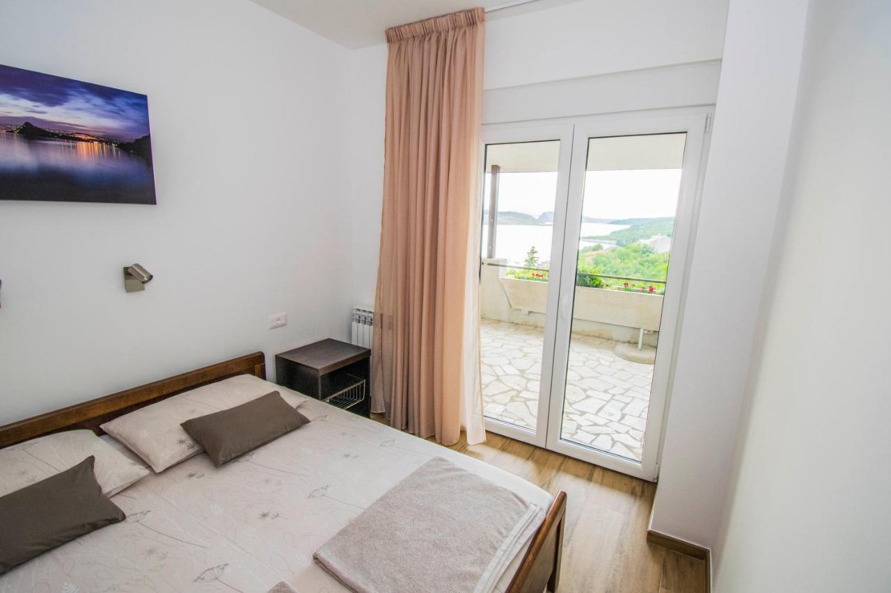 יאדראנובו Apartments Ivanica And Mirela מראה חיצוני תמונה