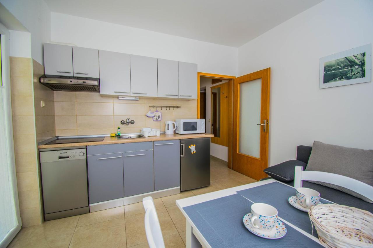 יאדראנובו Apartments Ivanica And Mirela מראה חיצוני תמונה
